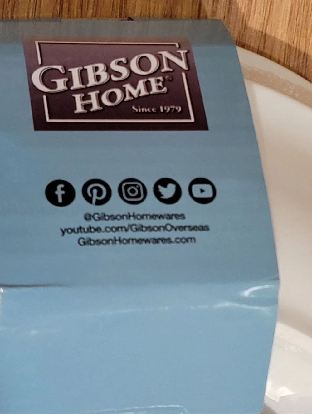 New Gibson Home Fine Ceramic White Pasta 2 Bowls 8.75 in
